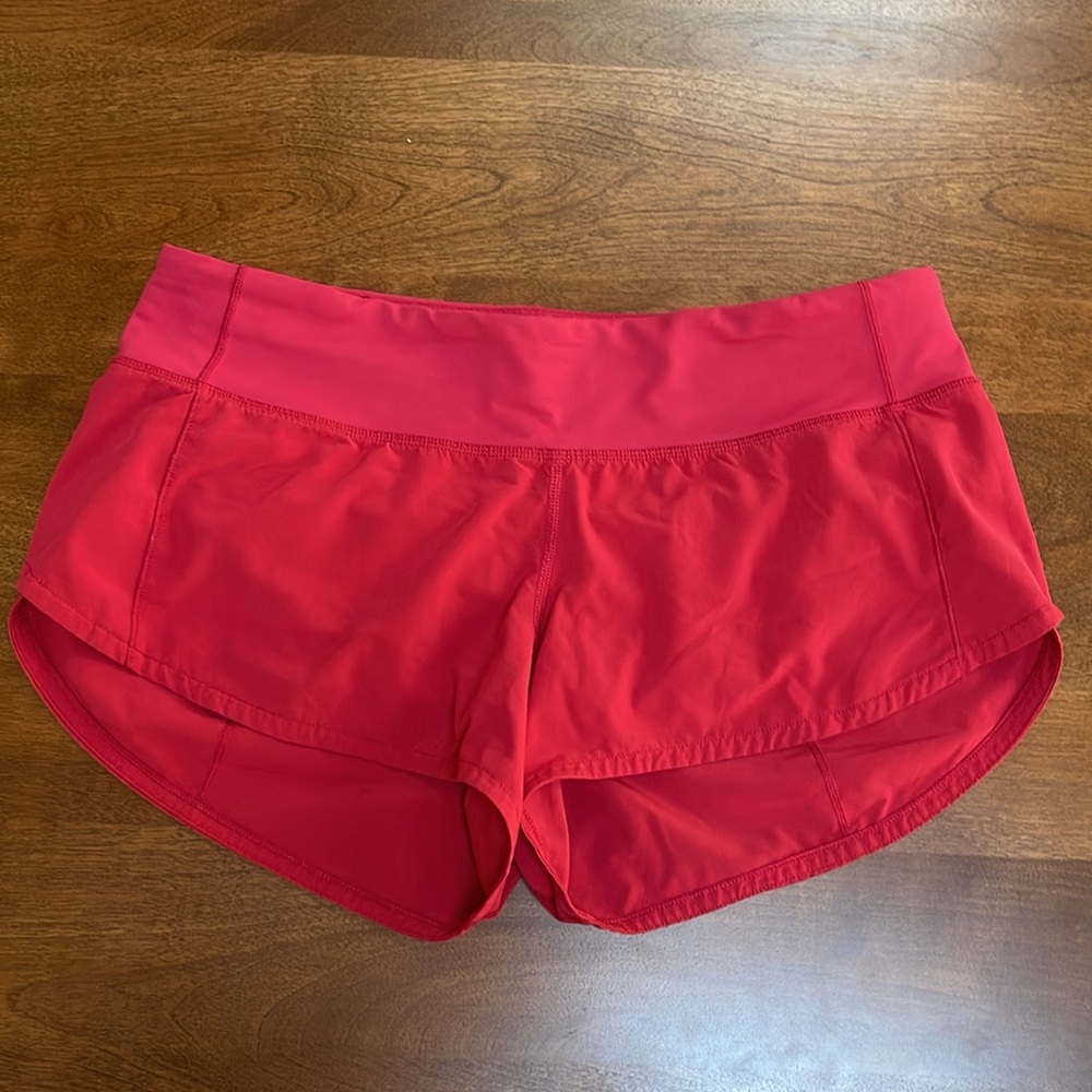 Lululemon Speed Up Low-Rise Lined Short 2.5” in Dark Red Size 6